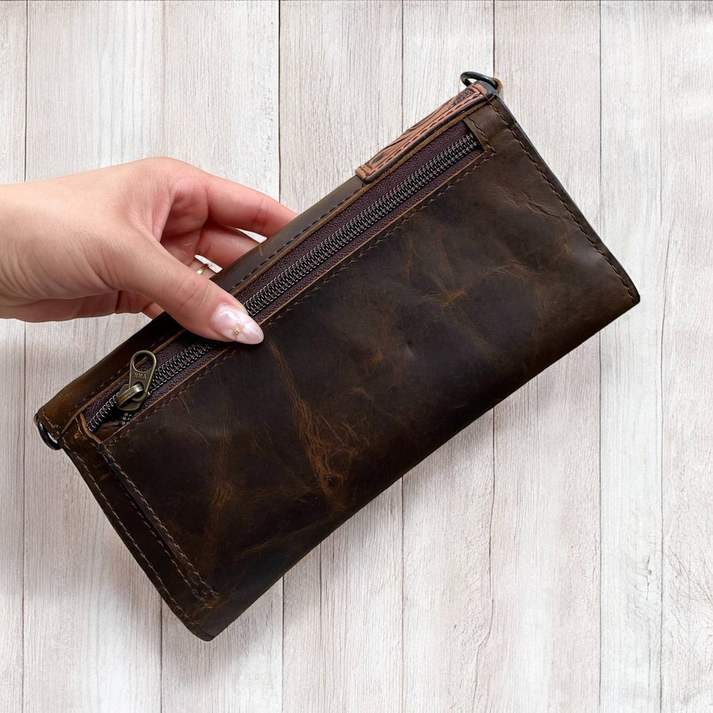 Linda tooled leather crossbody wallet