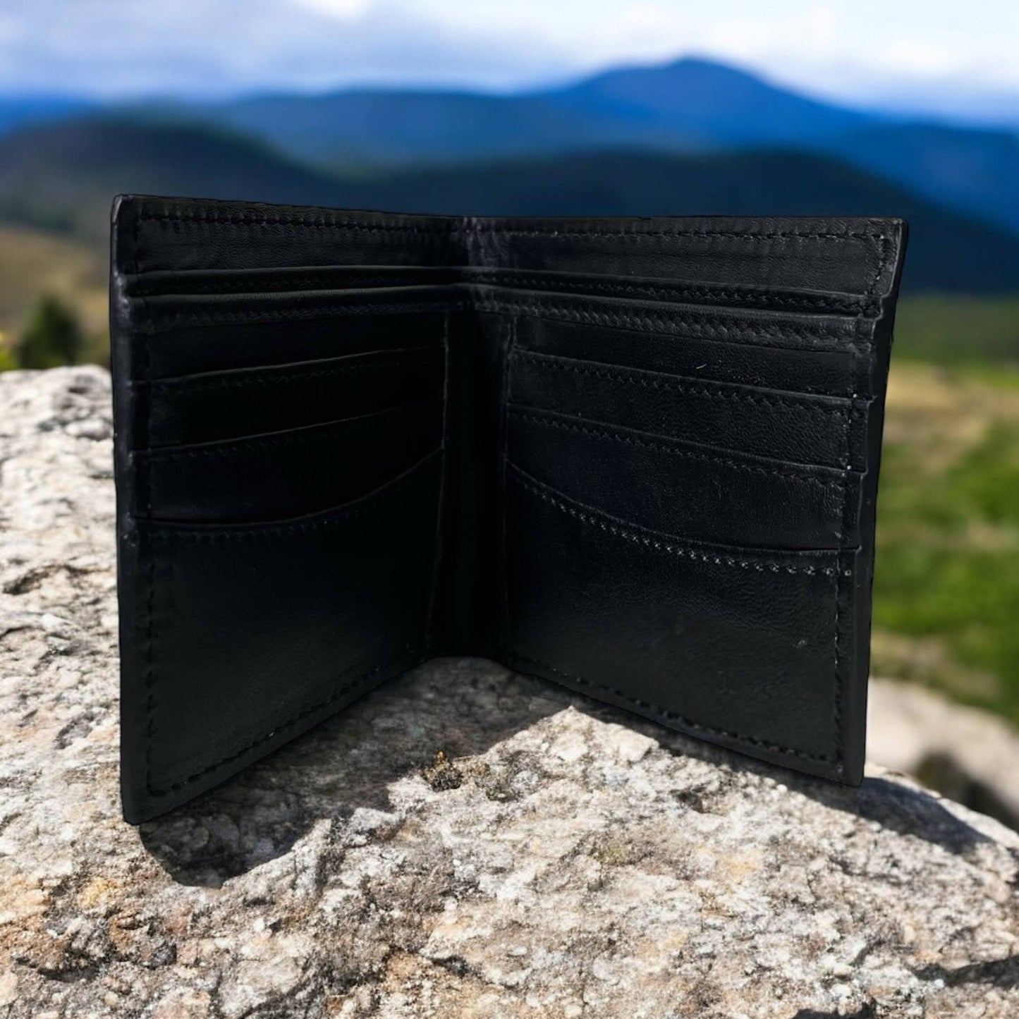 Feather tooled leather men’s wallet