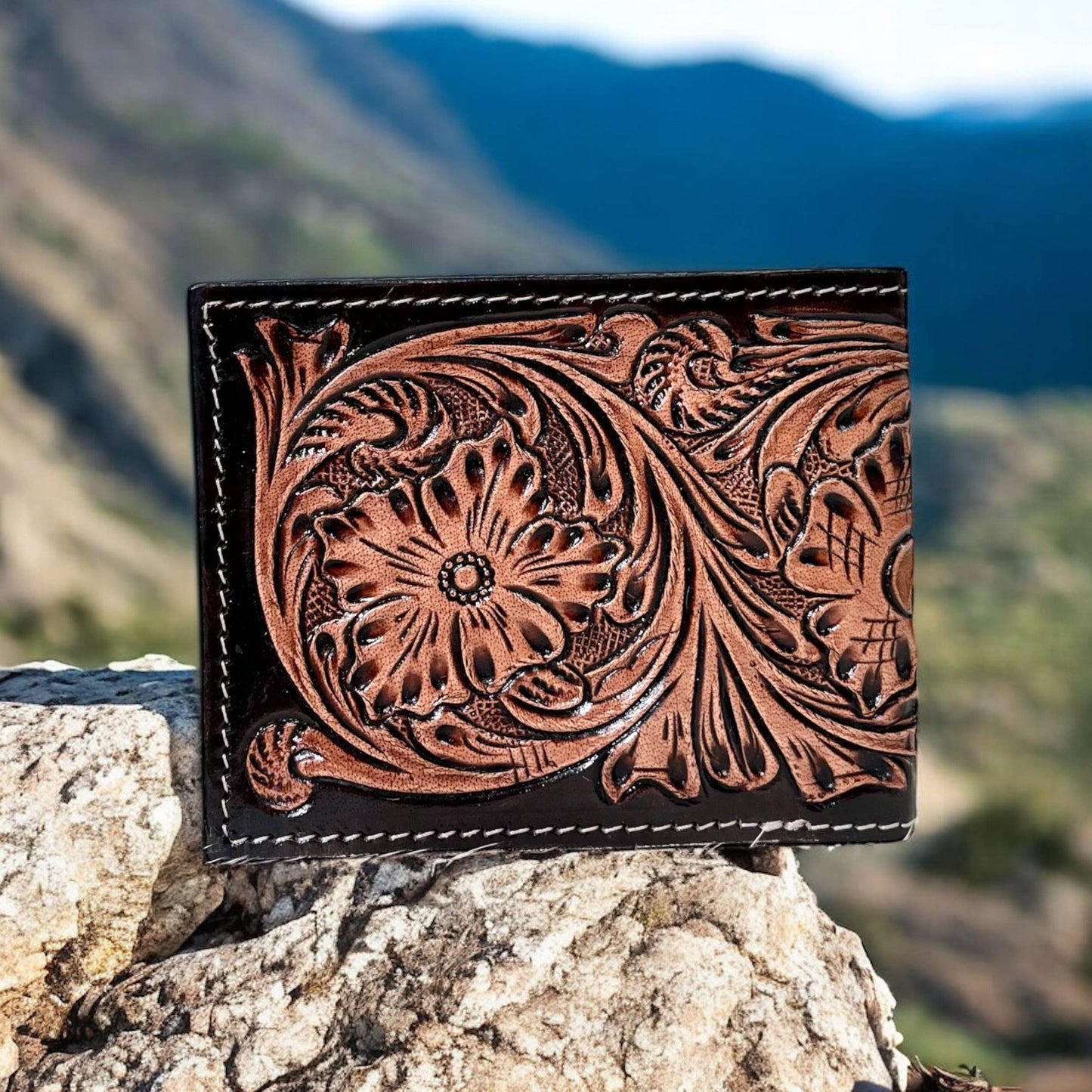 Feather tooled leather men’s wallet