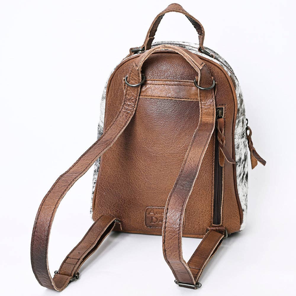 LC-ADBGS156AE Tan Croc Embossed Cowhide Leather Backpack - Western Cowgirl Mini Bag
