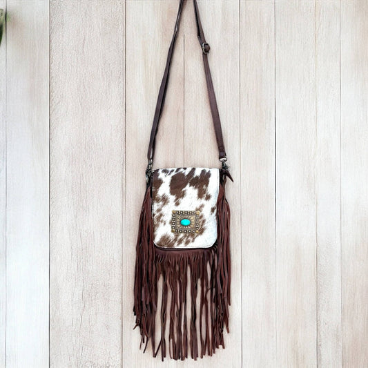 Cowhide conch fringe crossbody bag